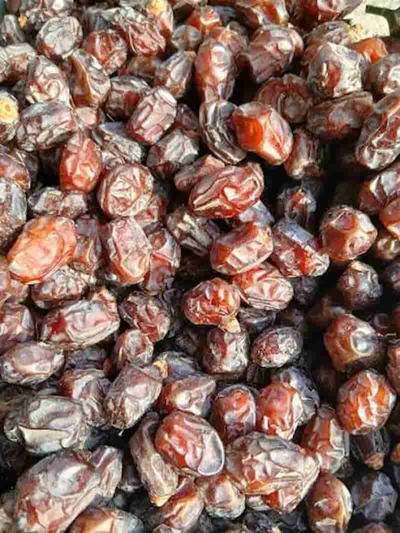 تصویر 1 از خرما کبکاب بدون هسته آماده مصرف با بافت لطیف